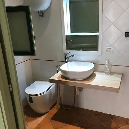 Alhambra , Nel Cuore Pulsante Di
